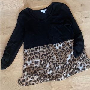Women’s small Charming Charlie cheetah top